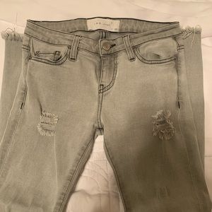 IRO Jeans - IRO JEANS SIZE 25 IRO Jeans - IRO JEANS SIZE 25